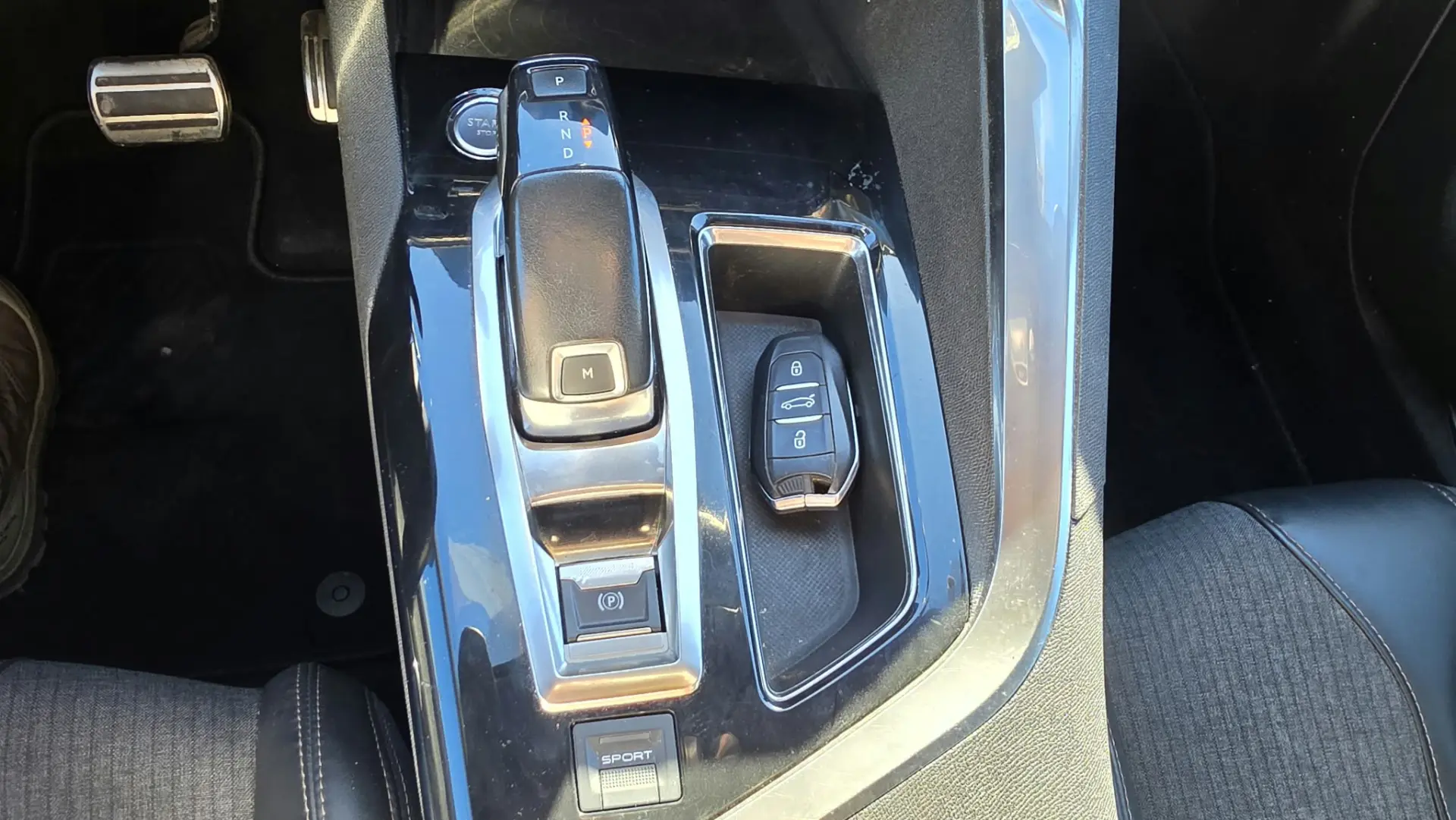 Peugeot 3008 1.6 BlueHDi GT Line EAT6 25