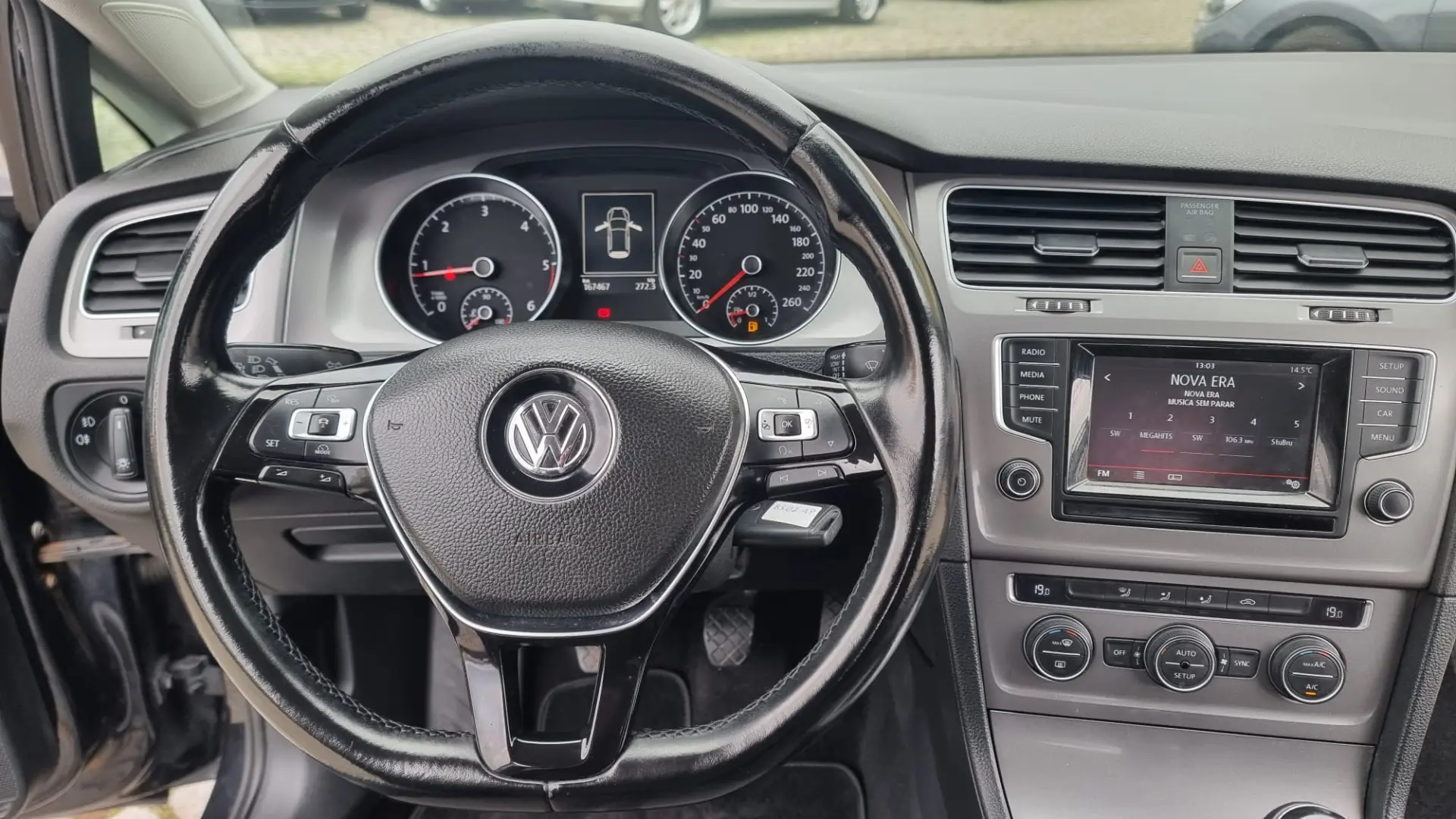 Volkswagen Golf 1.6 TDI (BlueMotion ) Comfortline 7