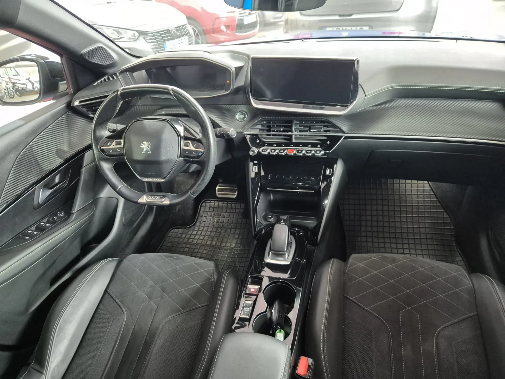 Peugeot e-208 50 kWh GT Line 7