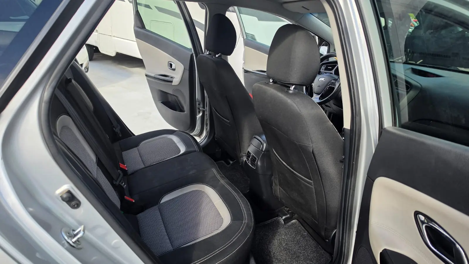 Kia Ceed SW 1.6 CRDi Prime 14