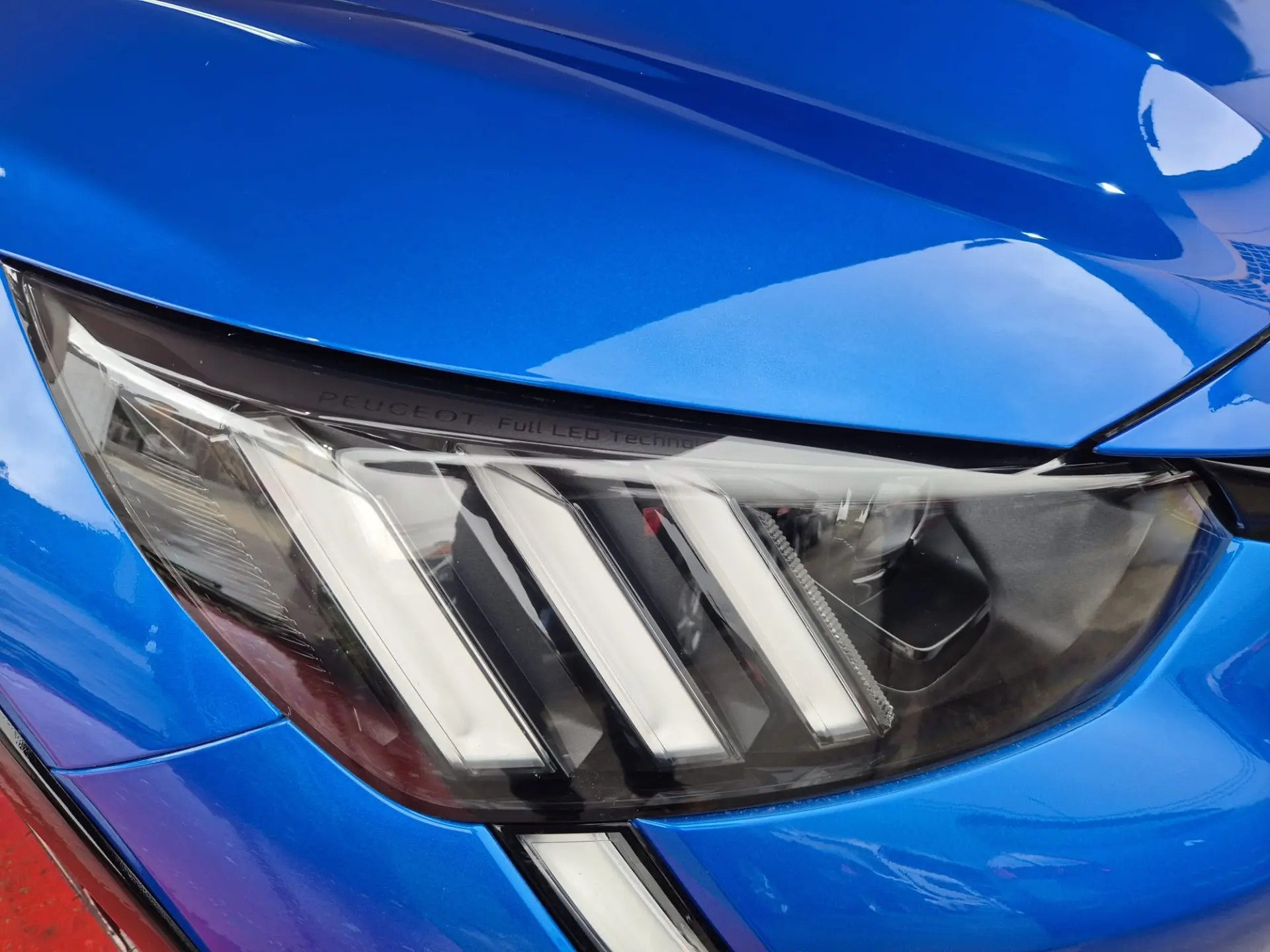 Peugeot e-208 50 kWh GT Line 5