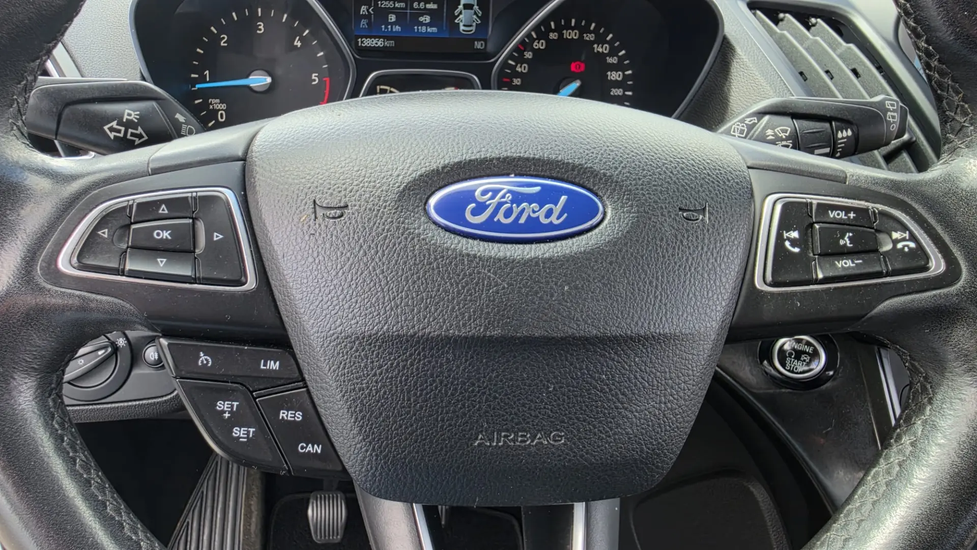 Ford Kuga 1.5 TDCi EcoBlue Titanium 8