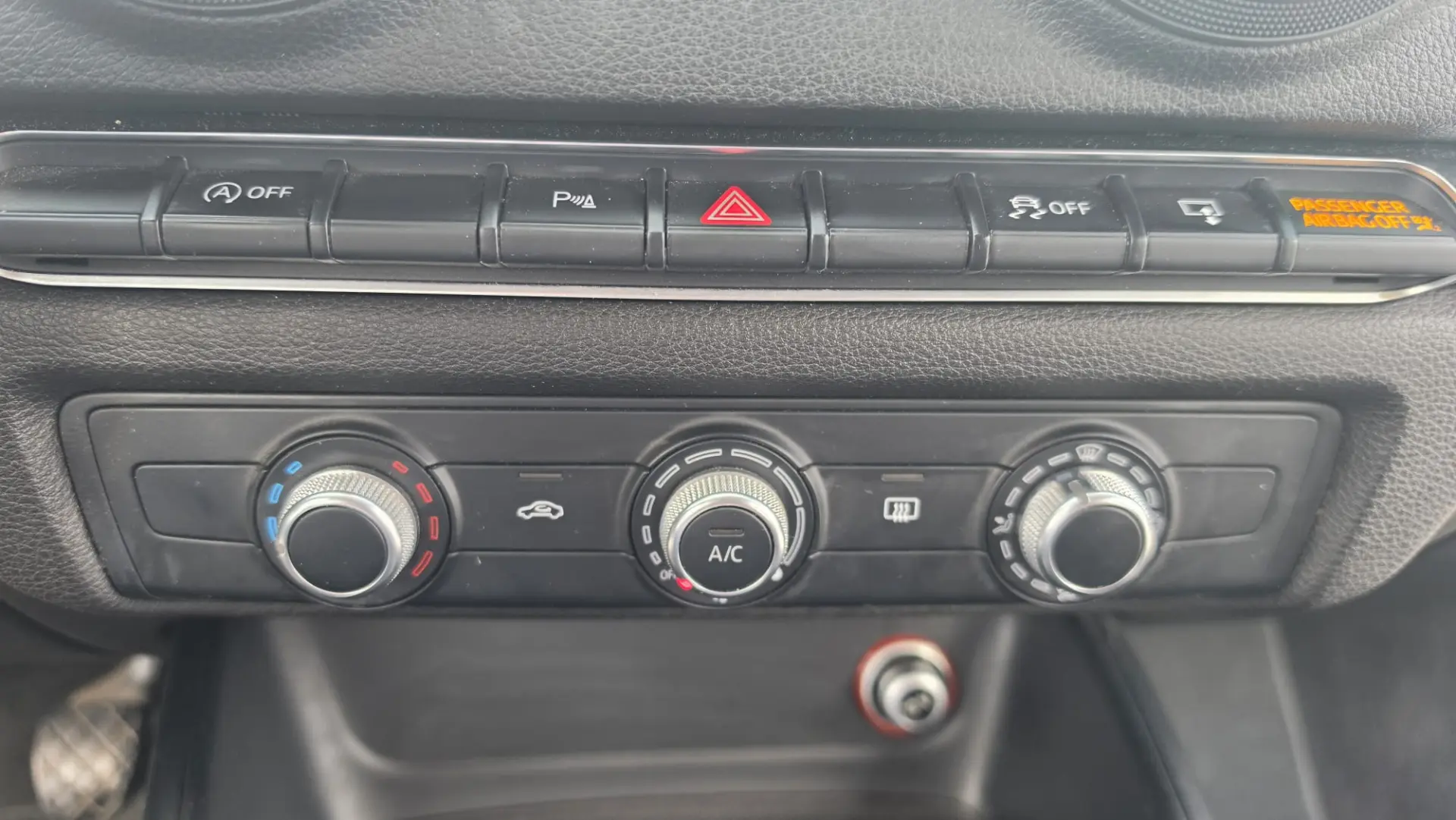 Audi A3 Sportback 1.6 TDI Advance 10