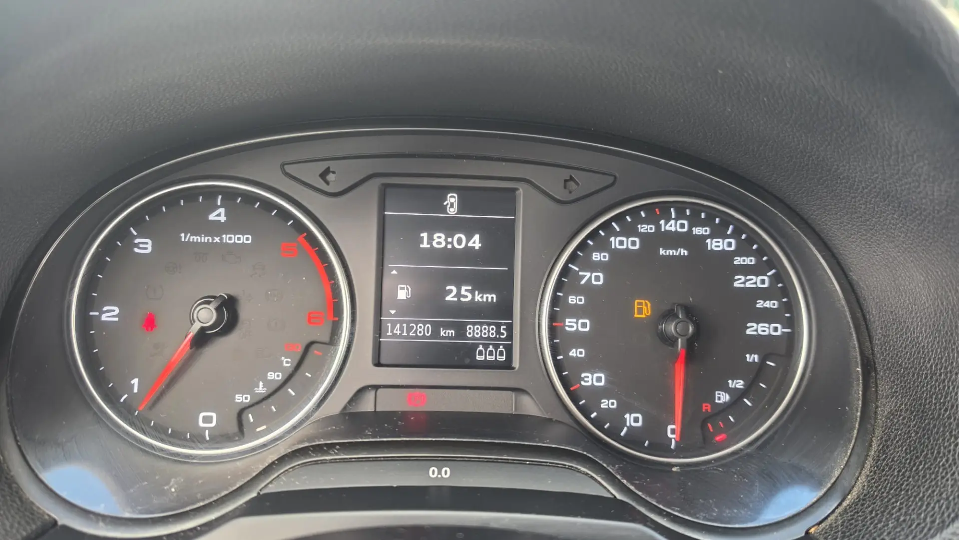 Audi A3 Sportback 1.6 TDI Advance 8