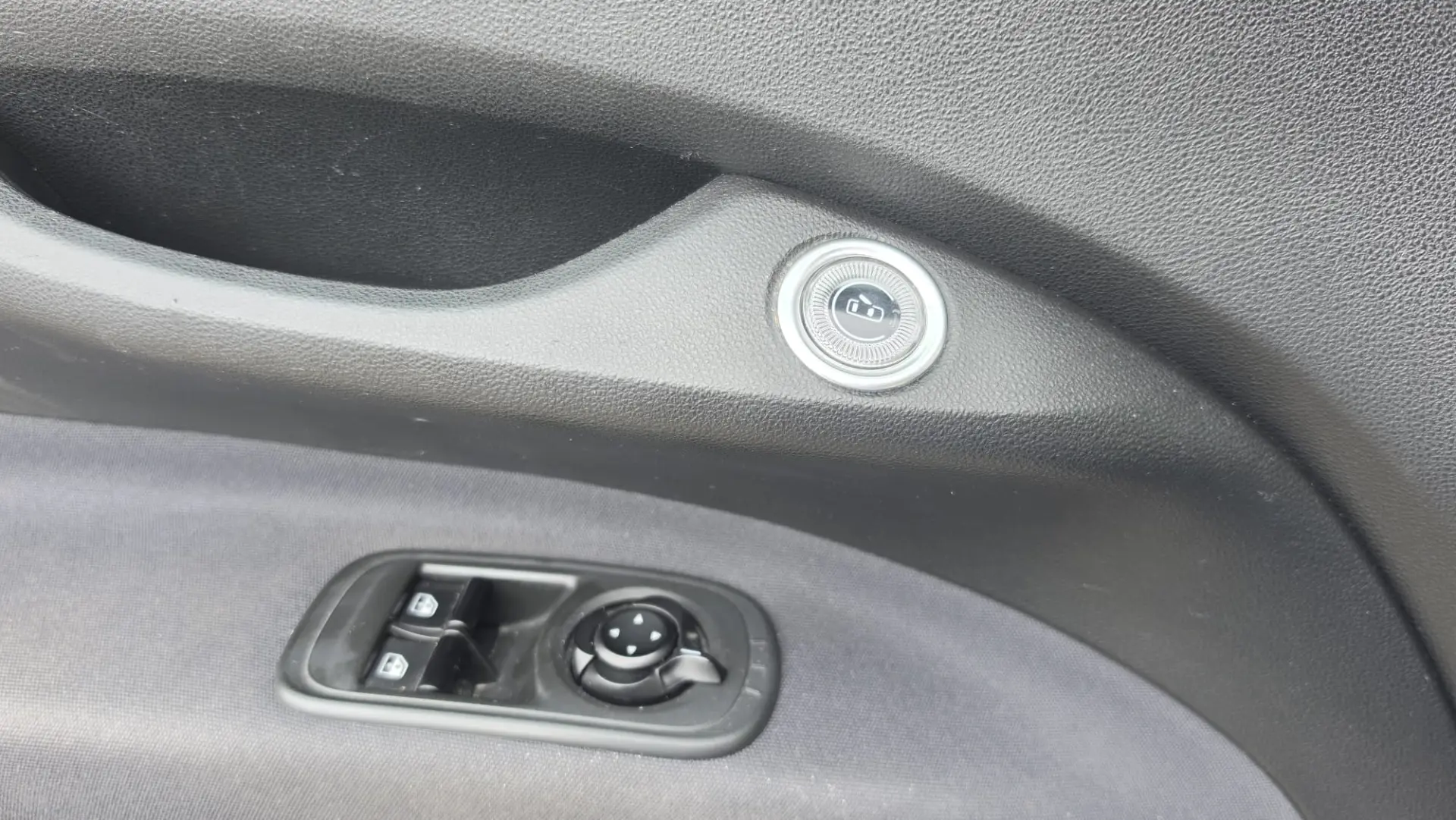 Fiat 500e Icon 19