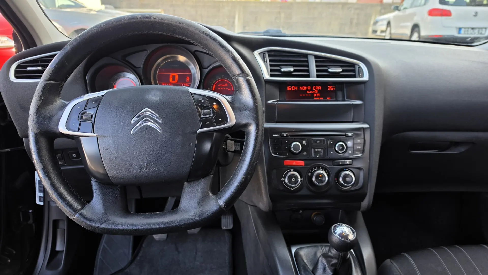 Citroen C4 1.6 HDi Seduction 8