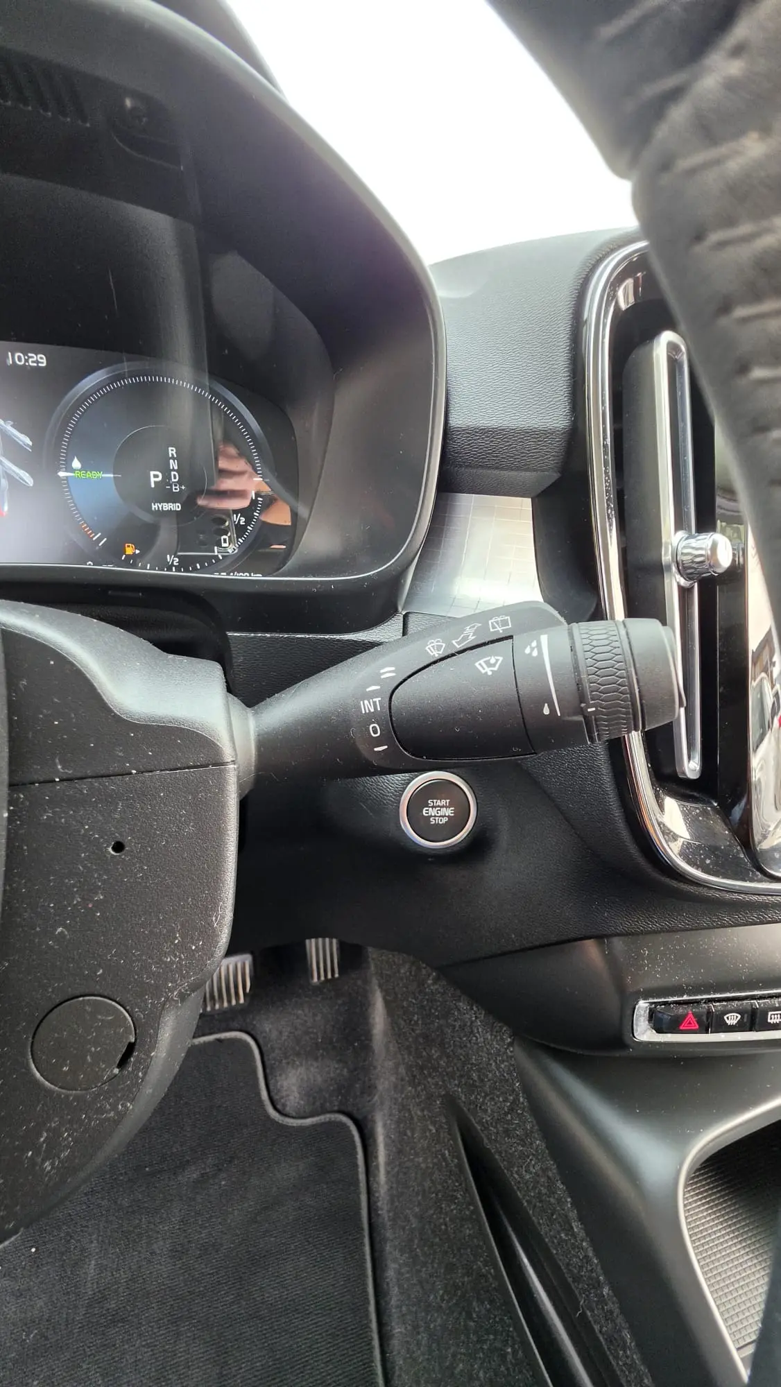 Volvo XC 40 1.5 T5 PHEV Momentum Plus 16
