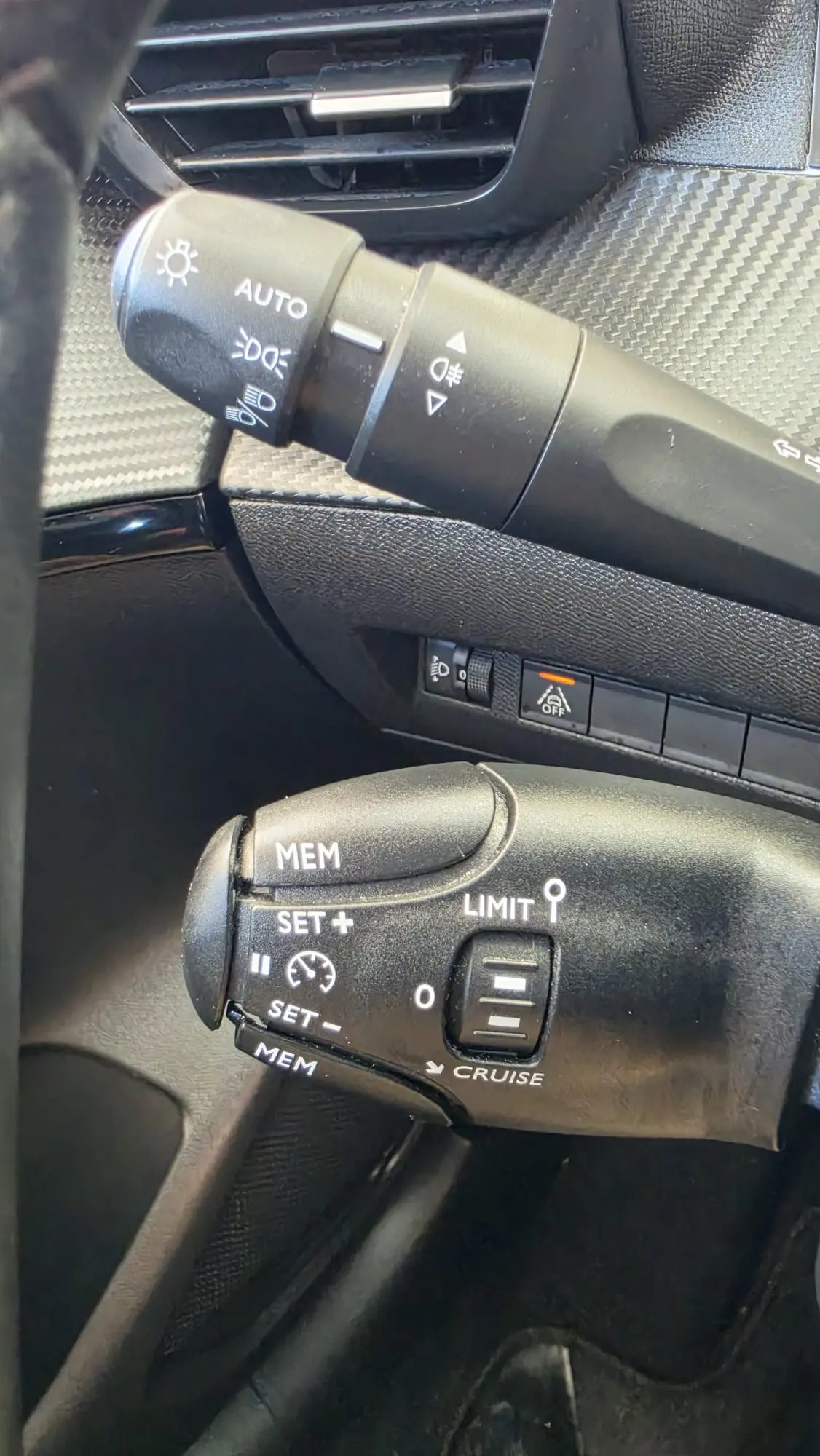 Peugeot e-208 50 kWh Active Pack 10