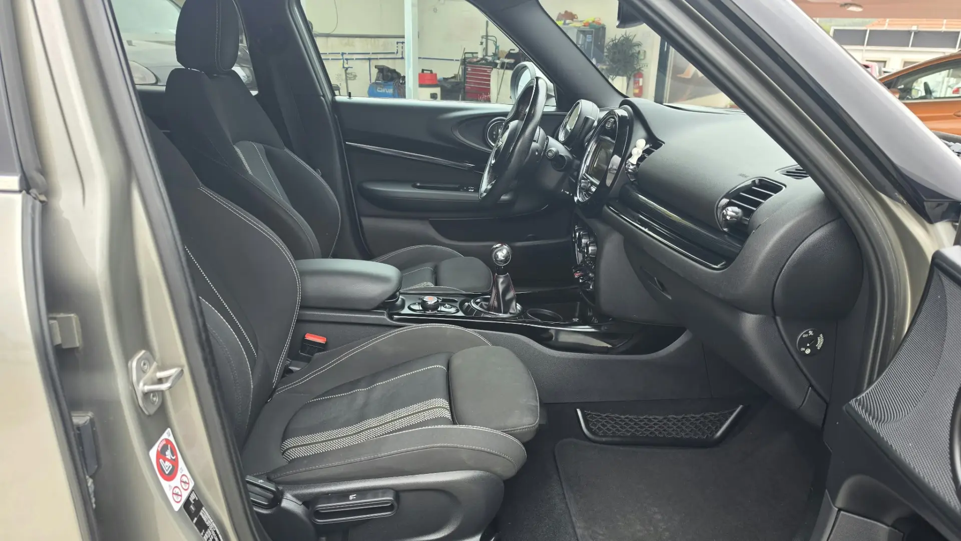 MINI Countryman One D Sport Edition 20
