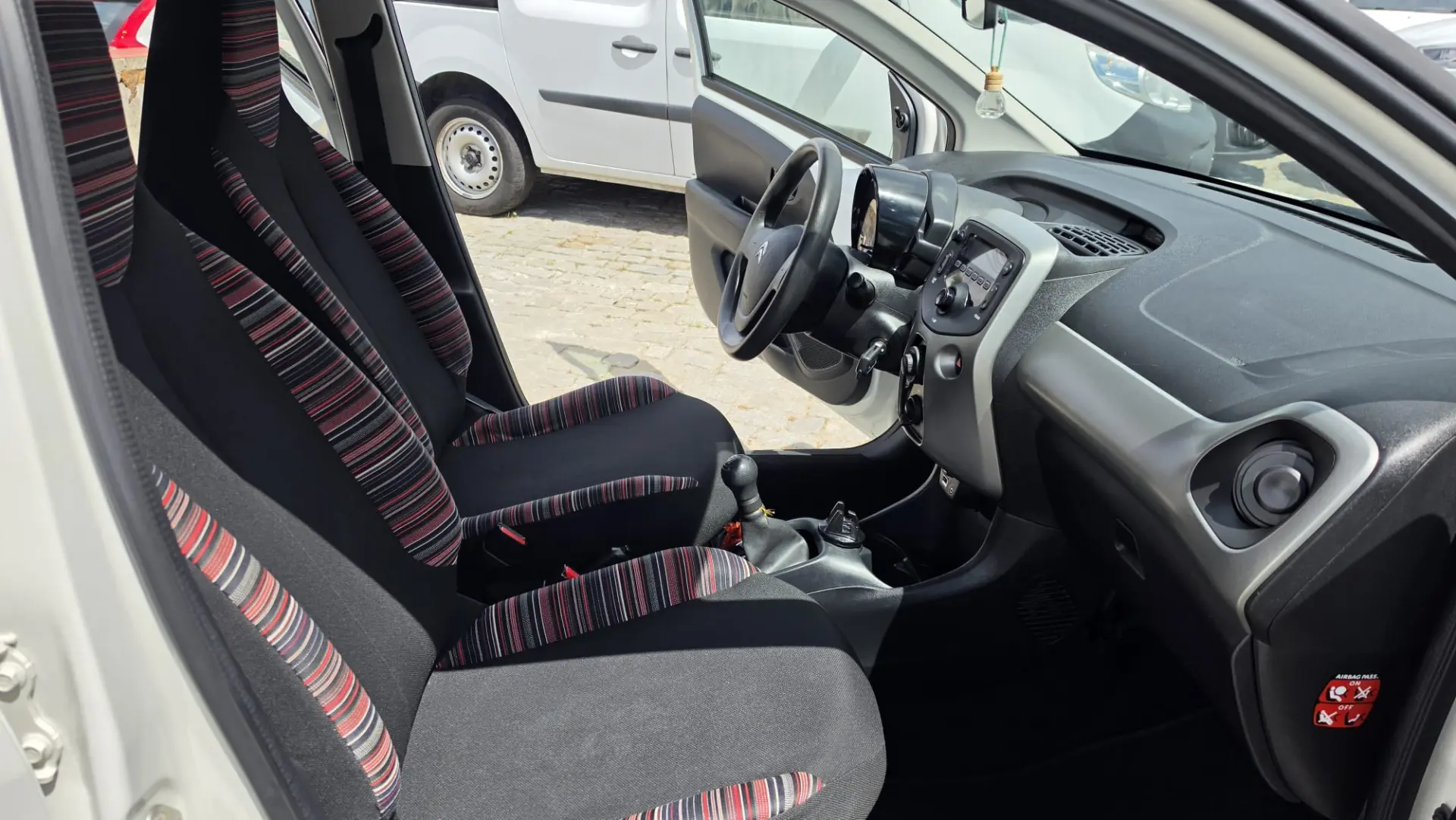 Citroen C1 1.0 VTi Feel 12