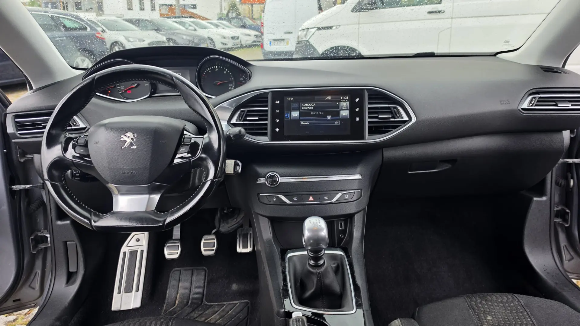 Peugeot 308 SW 1.6 BlueHDi Style 6