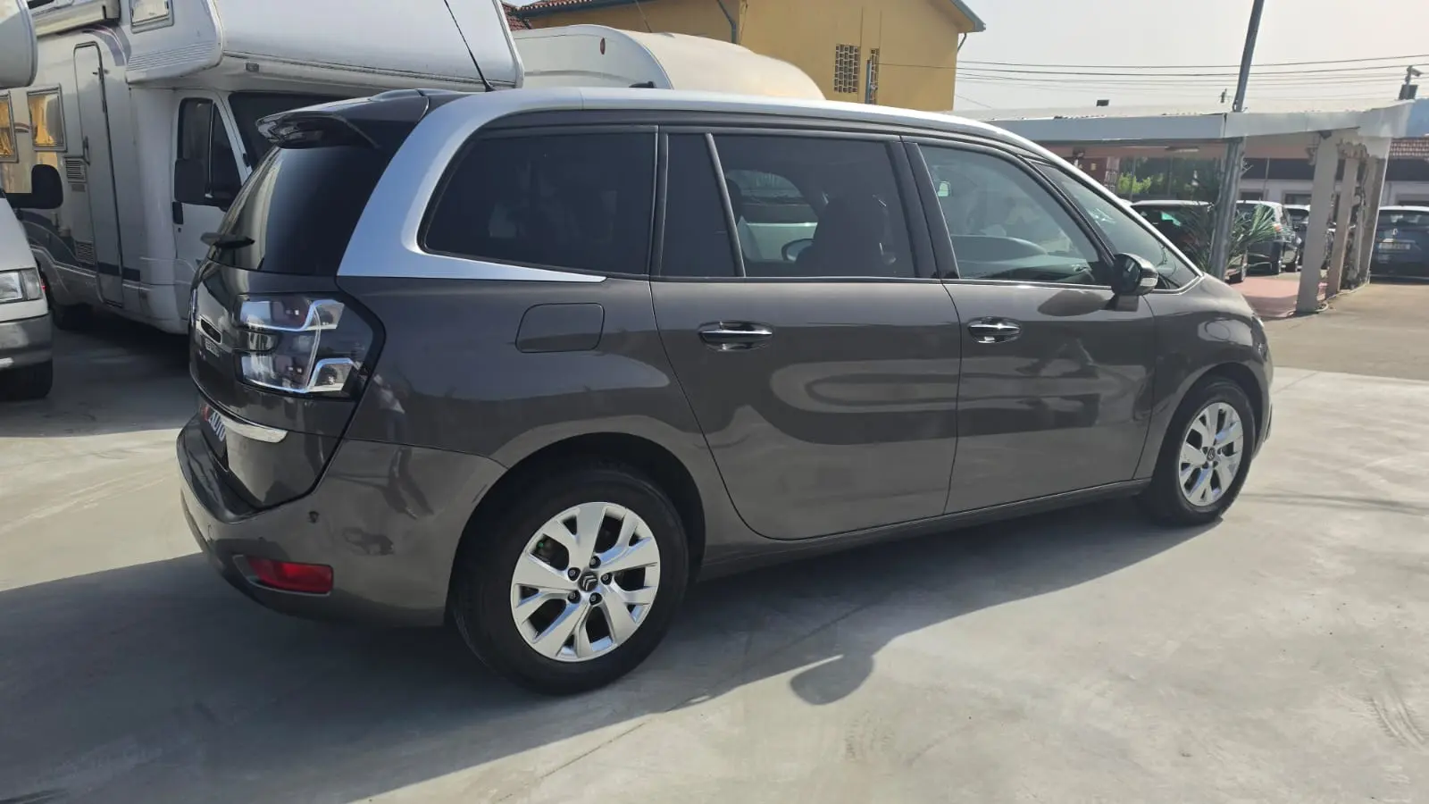 Citroën C4 Grand Picasso 1.6 e-HDi Intensive 4