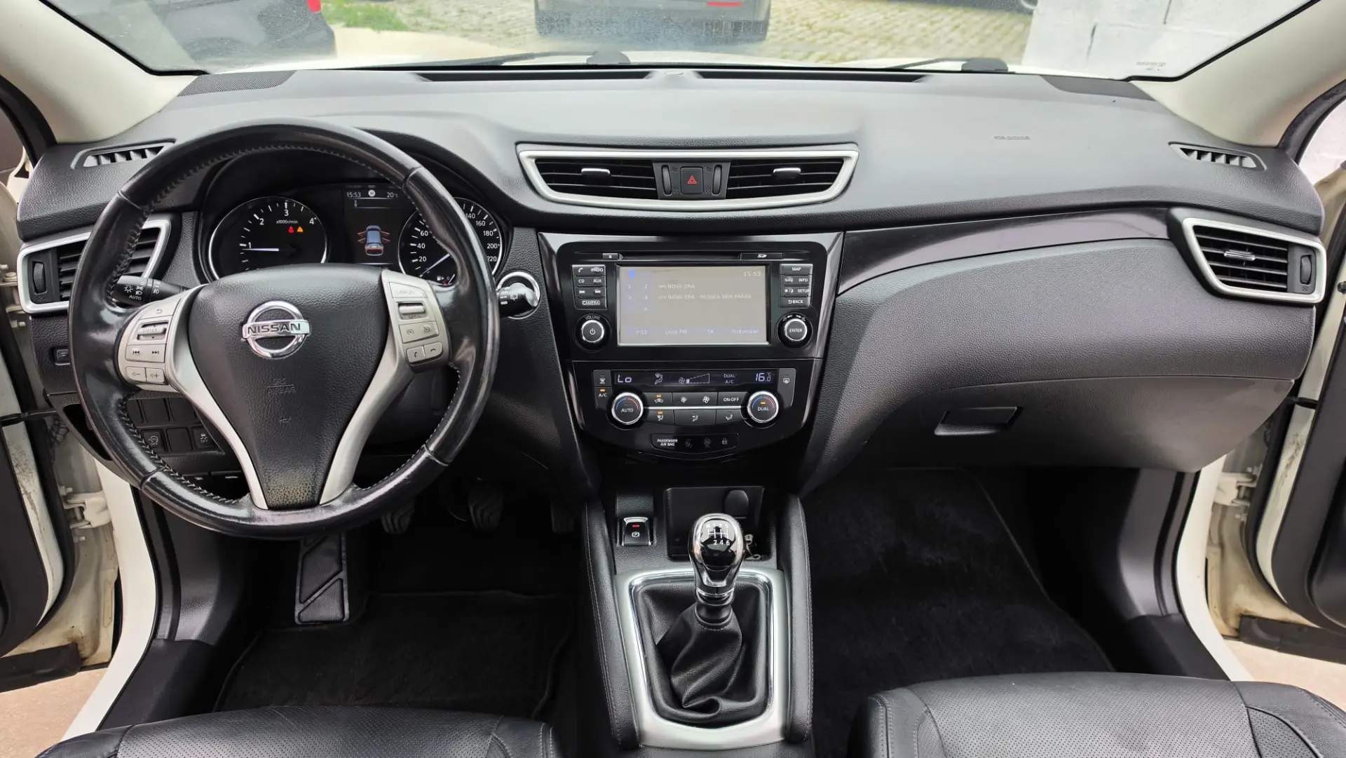 Nissan Qashqai 1.6 dCi N-Connecta 6