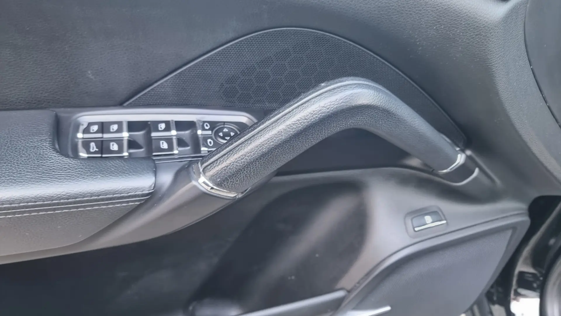 Porsche Cayenne S E-Hybrid 24