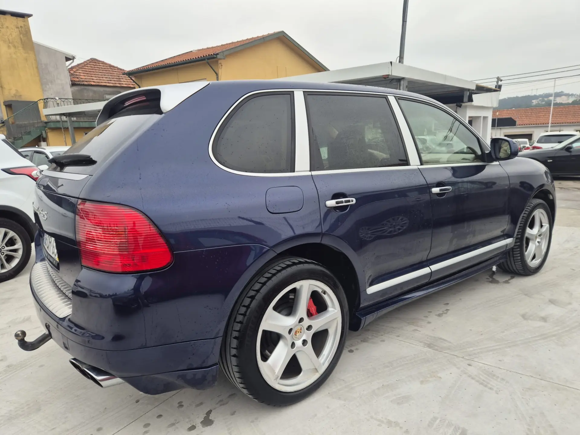 Porsche Cayenne Turbo S 3