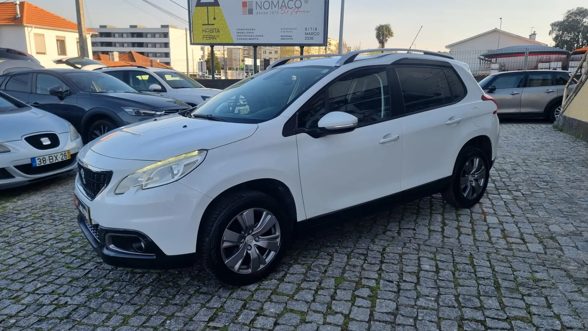 Peugeot 2008 1.2 PureTech Style 2