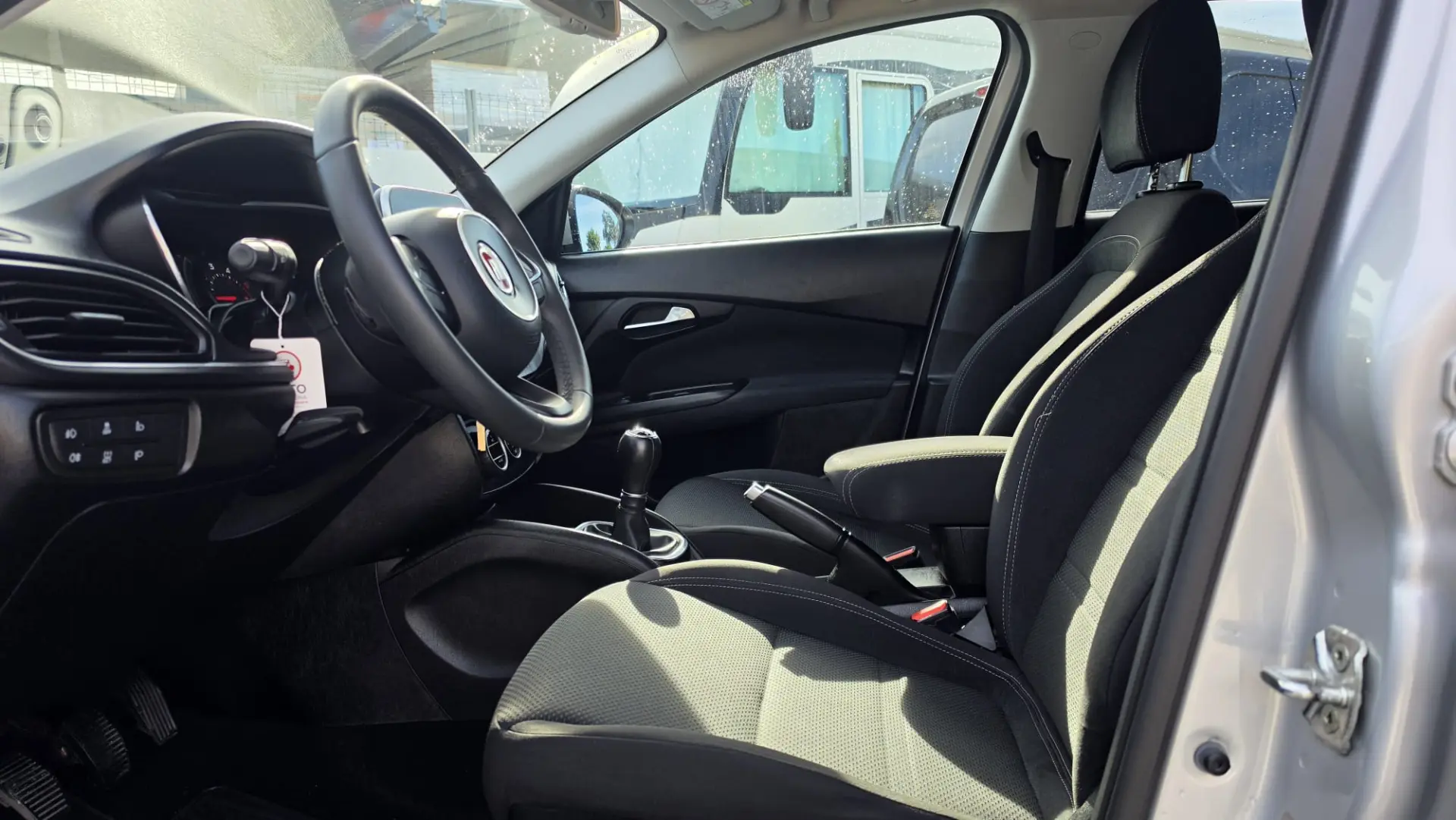 Fiat Tipo Station Wagon 1.3 M-Jet Lounge J17 13