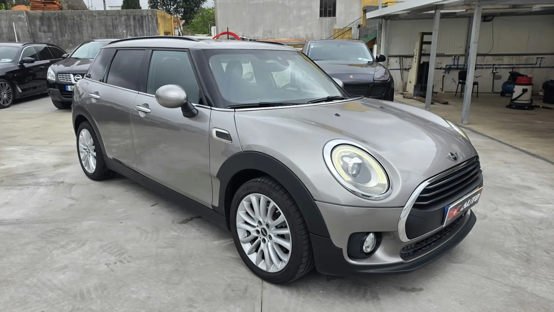MINI Countryman One D Sport Edition 2