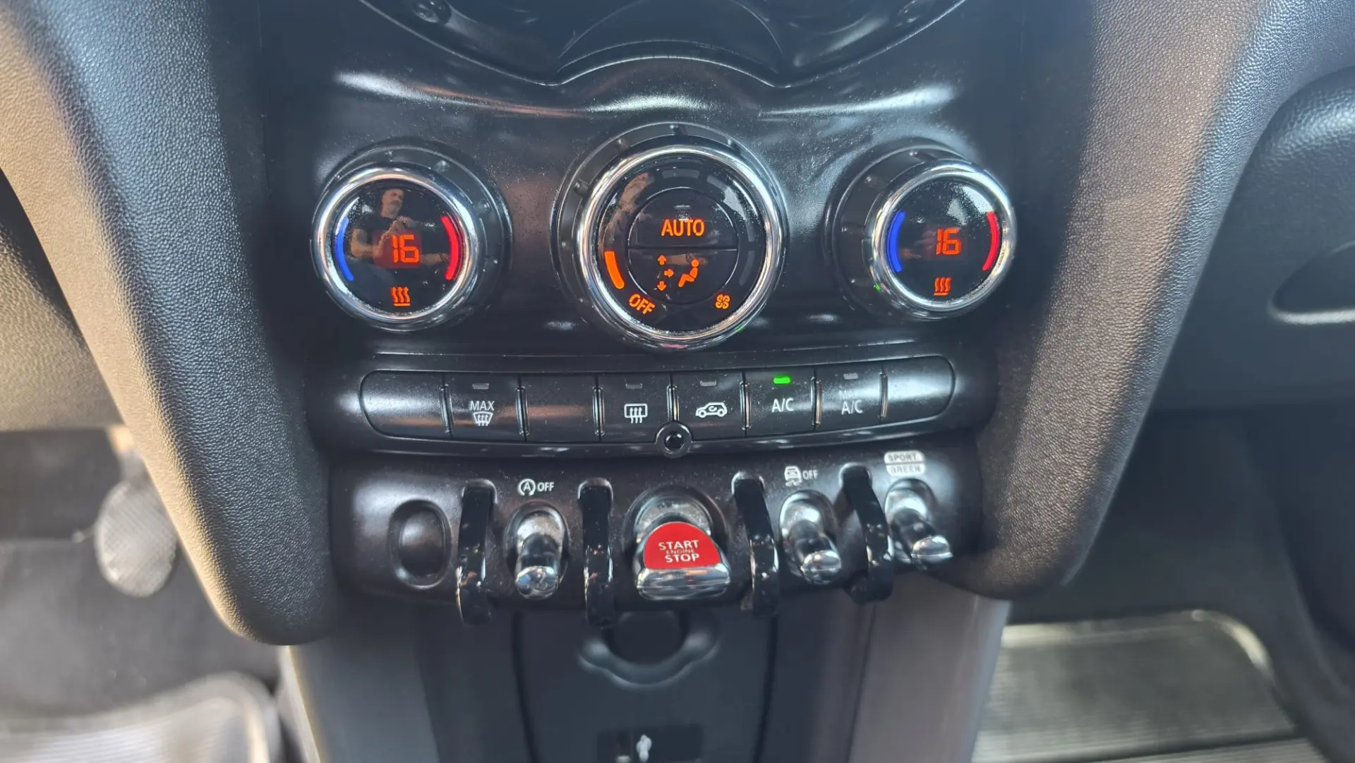MINI 5 Portas One D 11