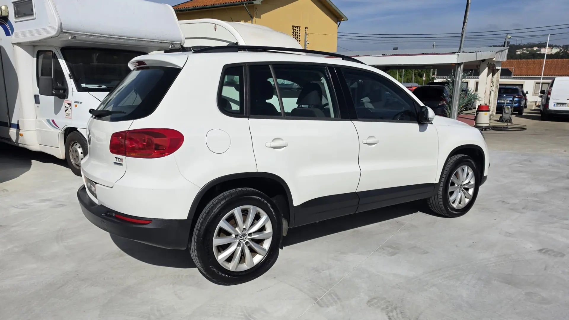 Volkswagen Tiguan 2.0 TDi Sport BlueMotion 3