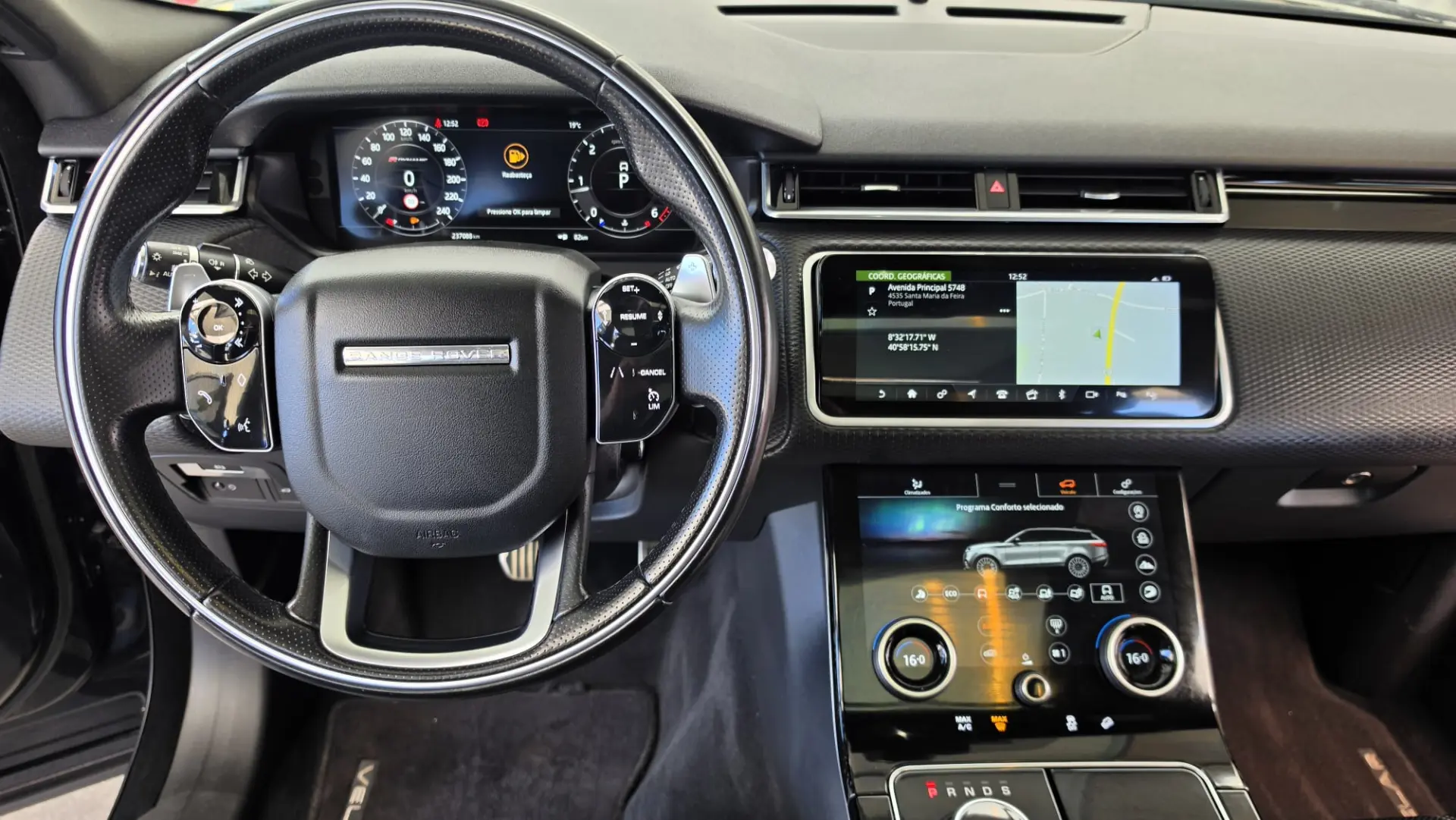 Land Rover Range Rover Velar 2.0 D R-Dynamic SE 10