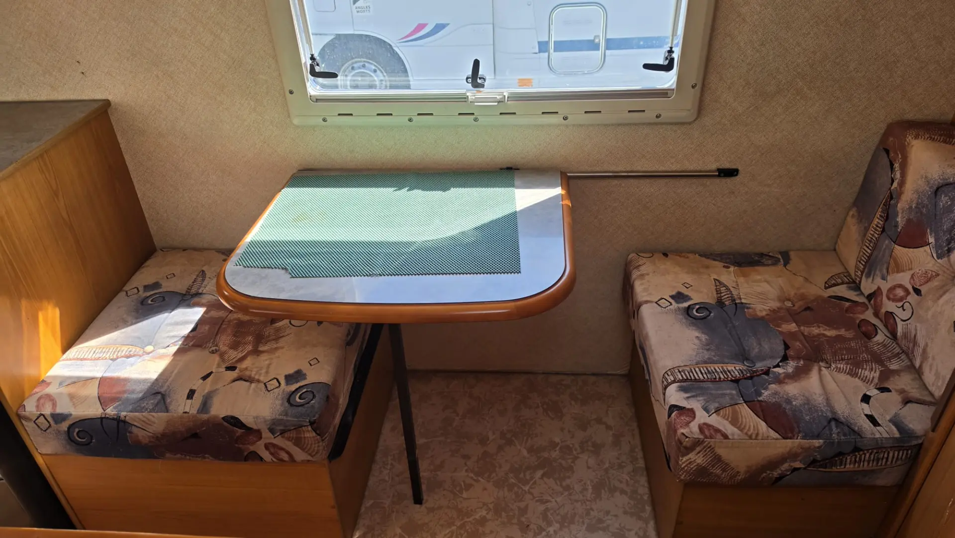 Ford Transit pilote 8