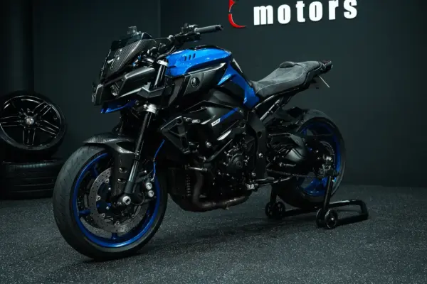 Yamaha MT-10 Outro 3