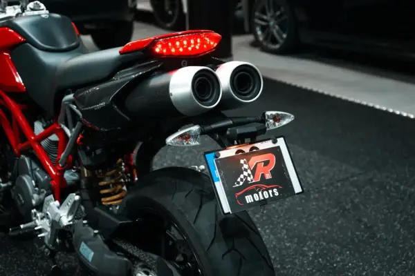 Ducati Hypermotard Outro 14