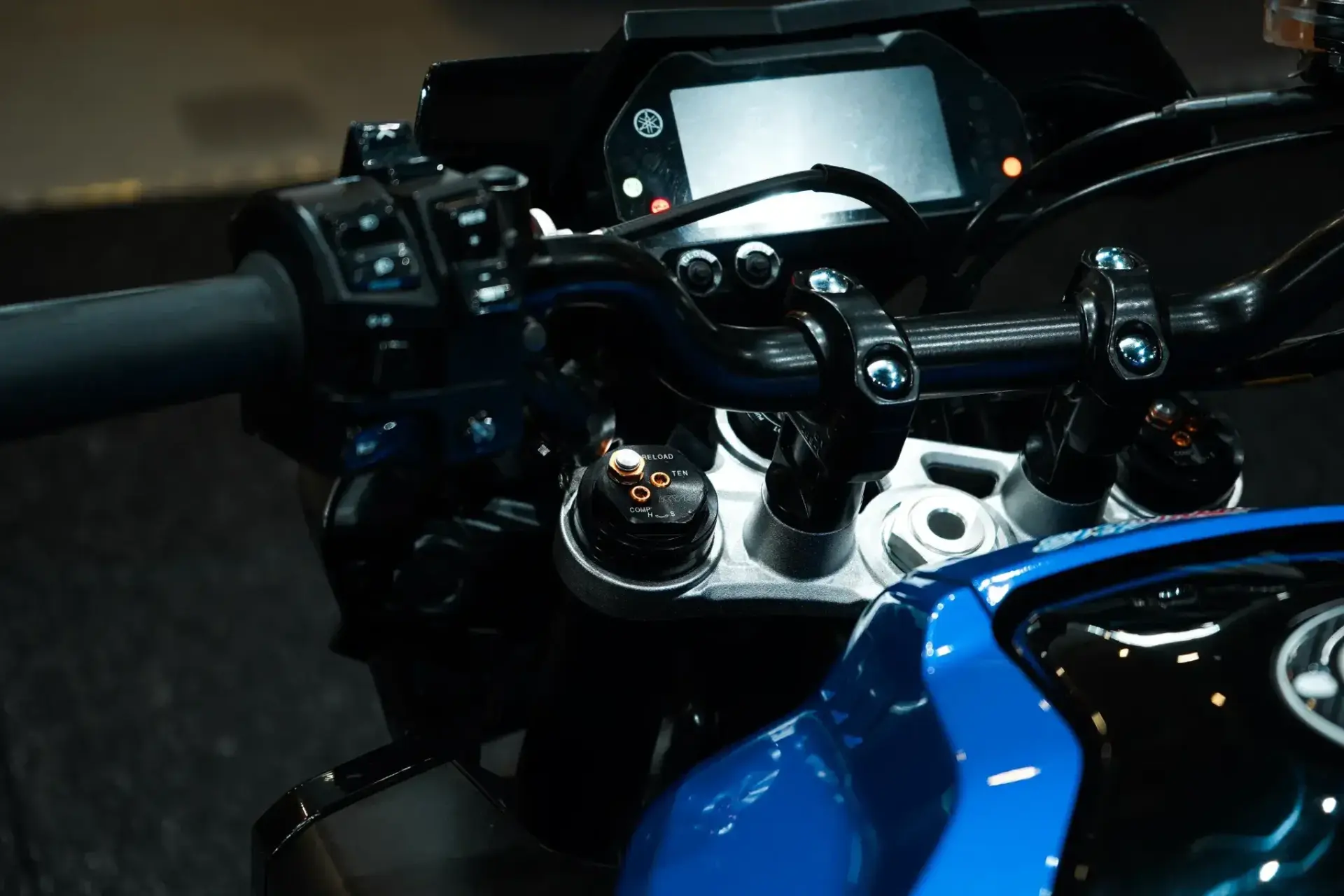 Yamaha MT-10 Outro 14
