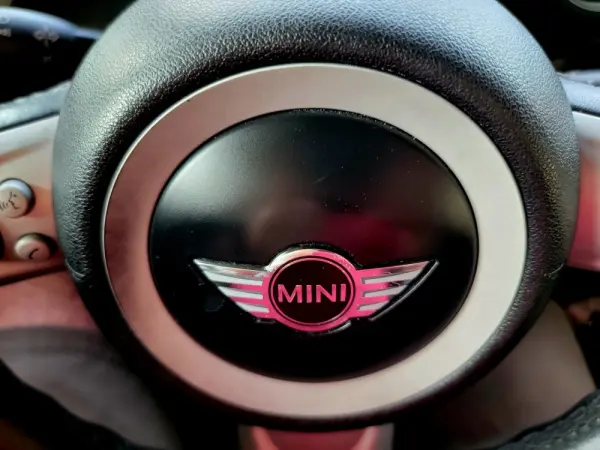 MINI 3 Portas Cooper D 15