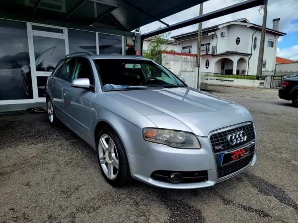 Audi A4 Avant 2.0 TDi S-line 1