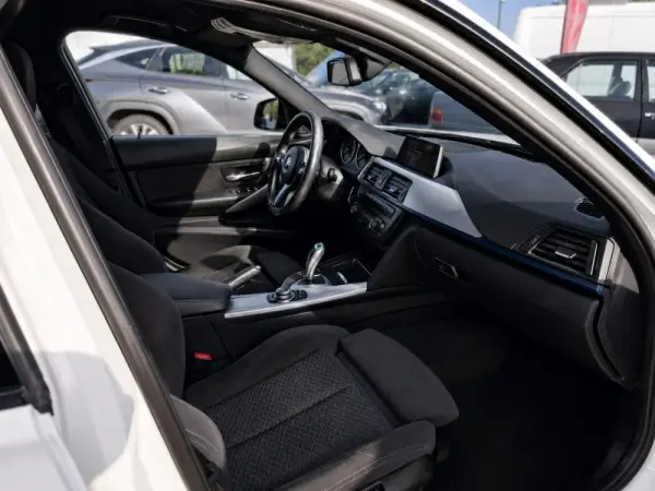 BMW 318 d Auto Pack M 7