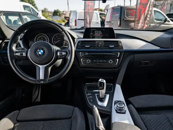 BMW 318 d Auto Pack M 13
