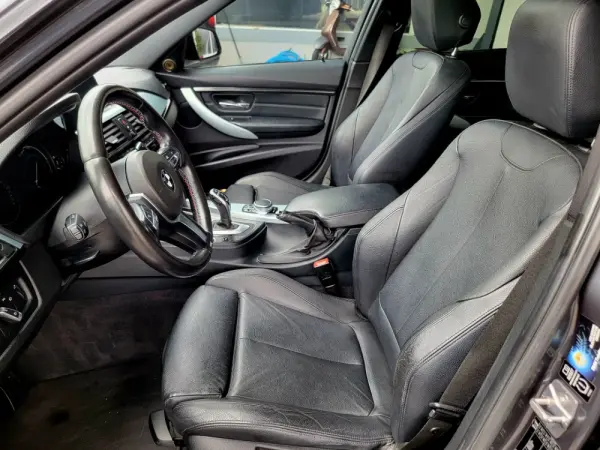 BMW ActiveHybrid 3 Pack M 12