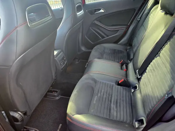 Mercedes-Benz A 180 CDi BlueEfficiency Edition AMG Line 13