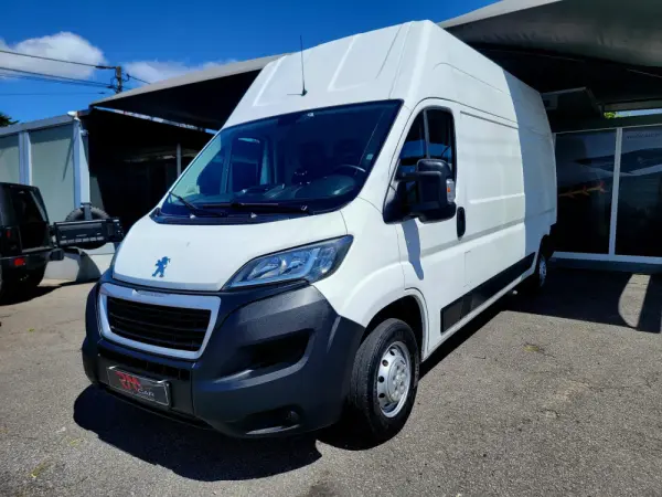 Peugeot Boxer 2.2 BlueHDi 335 L3H3 Pro 2
