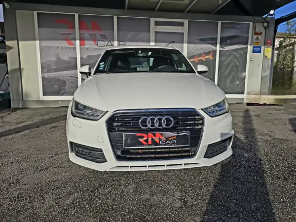 Audi A1 1.6 TDI S-line S tronic 3