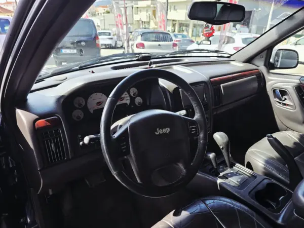 Jeep Grand Cherokee 3.1 TD Limited 9
