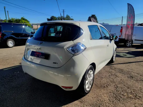 Renault Zoe (c/ Bateria) 41 kwh Life 5