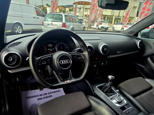 Audi A3 1.6 TDI S-line 10