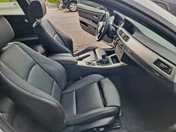 BMW 325 i M Sport Edition 15