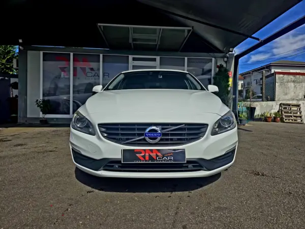 Volvo V60 2.0 D3 19
