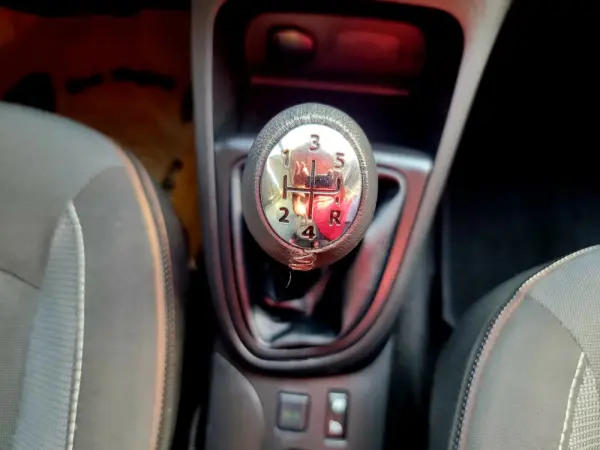 Renault Captur 1.5 dCi Sport 12