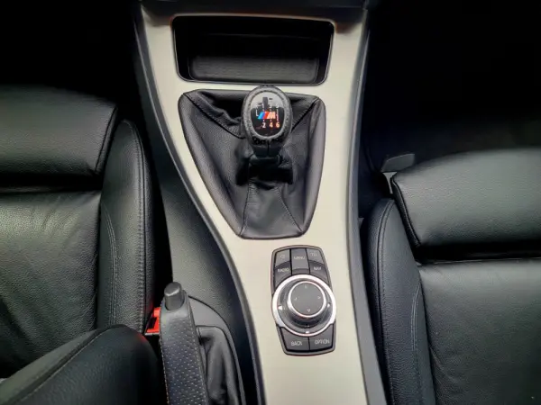 BMW 325 i M Sport Edition 23