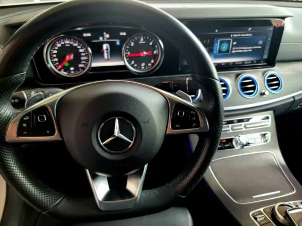 Mercedes-Benz E 220 d AMG Line 30