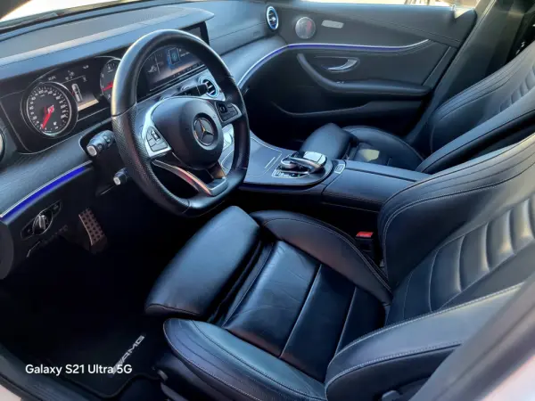 Mercedes-Benz E 220 d AMG Line 25