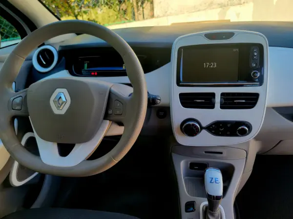 Renault Zoe (c/ Bateria) 41 kwh Life 14