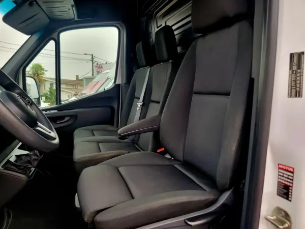 Mercedes-Benz Sprinter 317 CDI/43 CD Pro 8