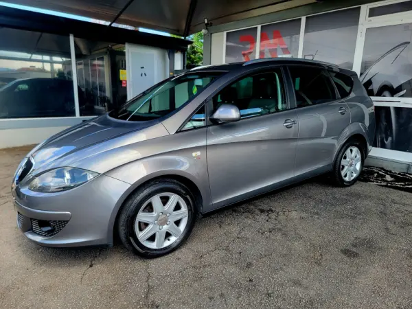 SEAT Altea XL 2.0 TDI 4WD DPF Style 5