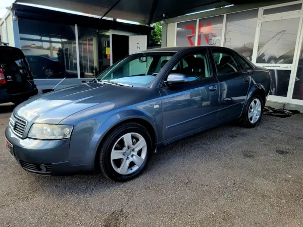 Audi A4 Avant Outro 5